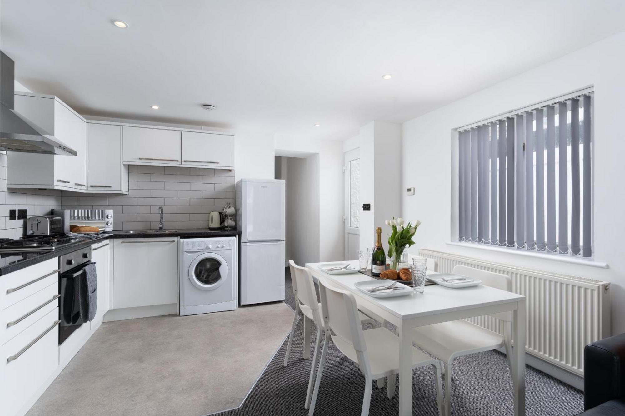 Modern Garden Apartment In A Large Victorian House Penzance Esterno foto