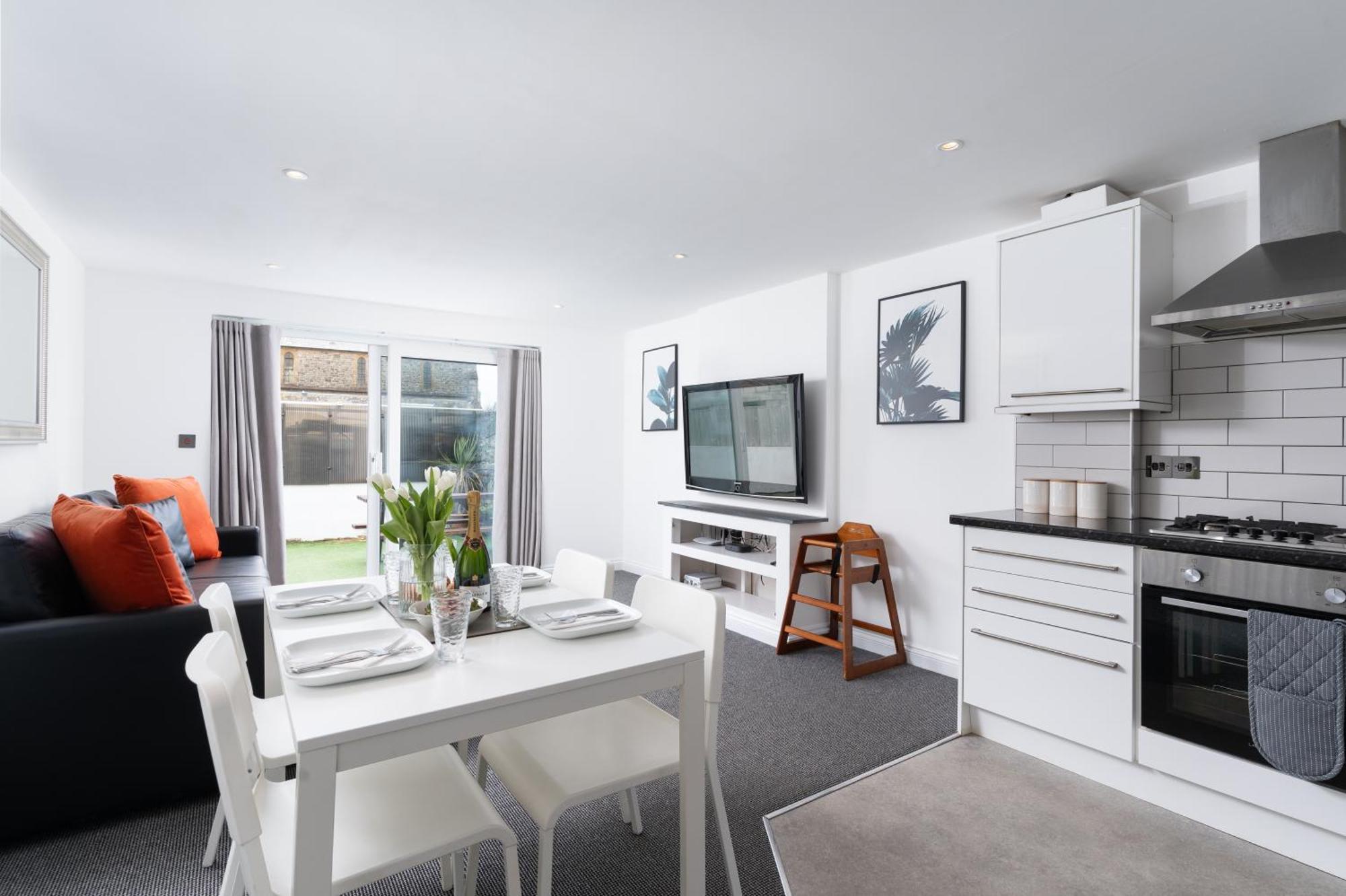Modern Garden Apartment In A Large Victorian House Penzance Esterno foto